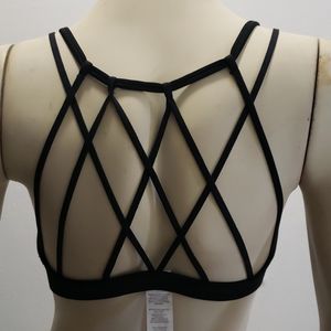 Fabletics top